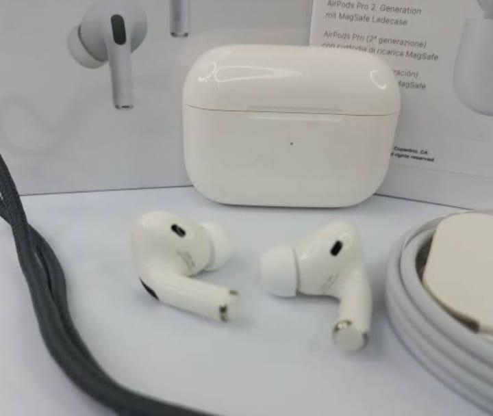 White Airpods with Advanced Noise Cancellation - 1 Pcs